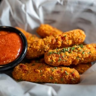 Spicy Mozzarella Sticks